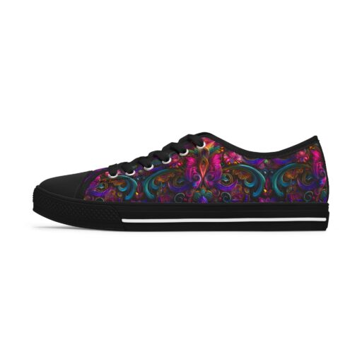Vibrant Floral Pattern Low Top Sneakers for Women